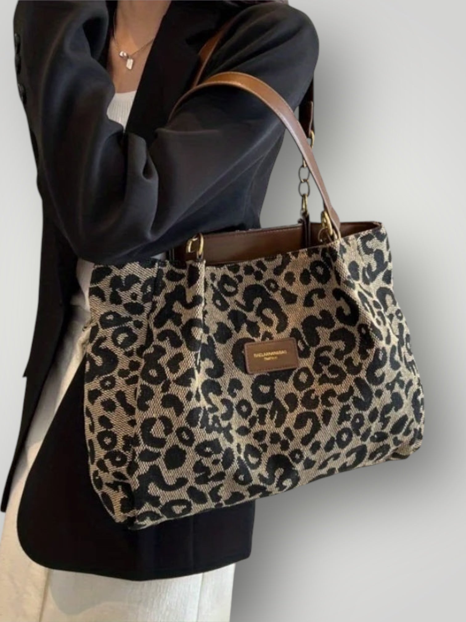 Leonara | Bolso tote con estampado de leopardo