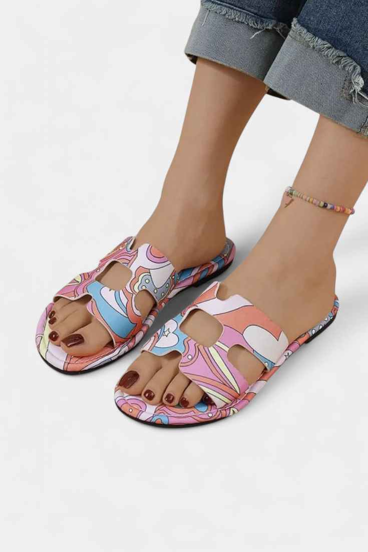 Sandalias planas con estampado tropical colorido Berenice