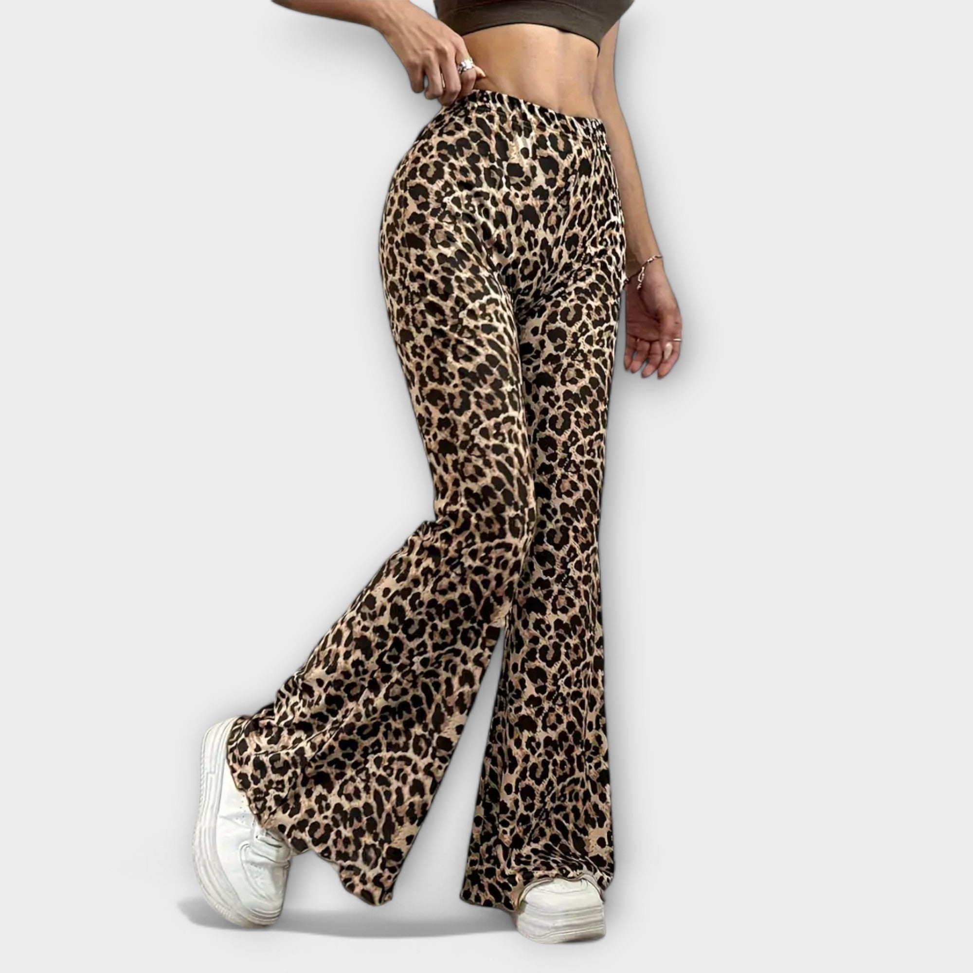 Pantalones bootcut con estampado de leopardo