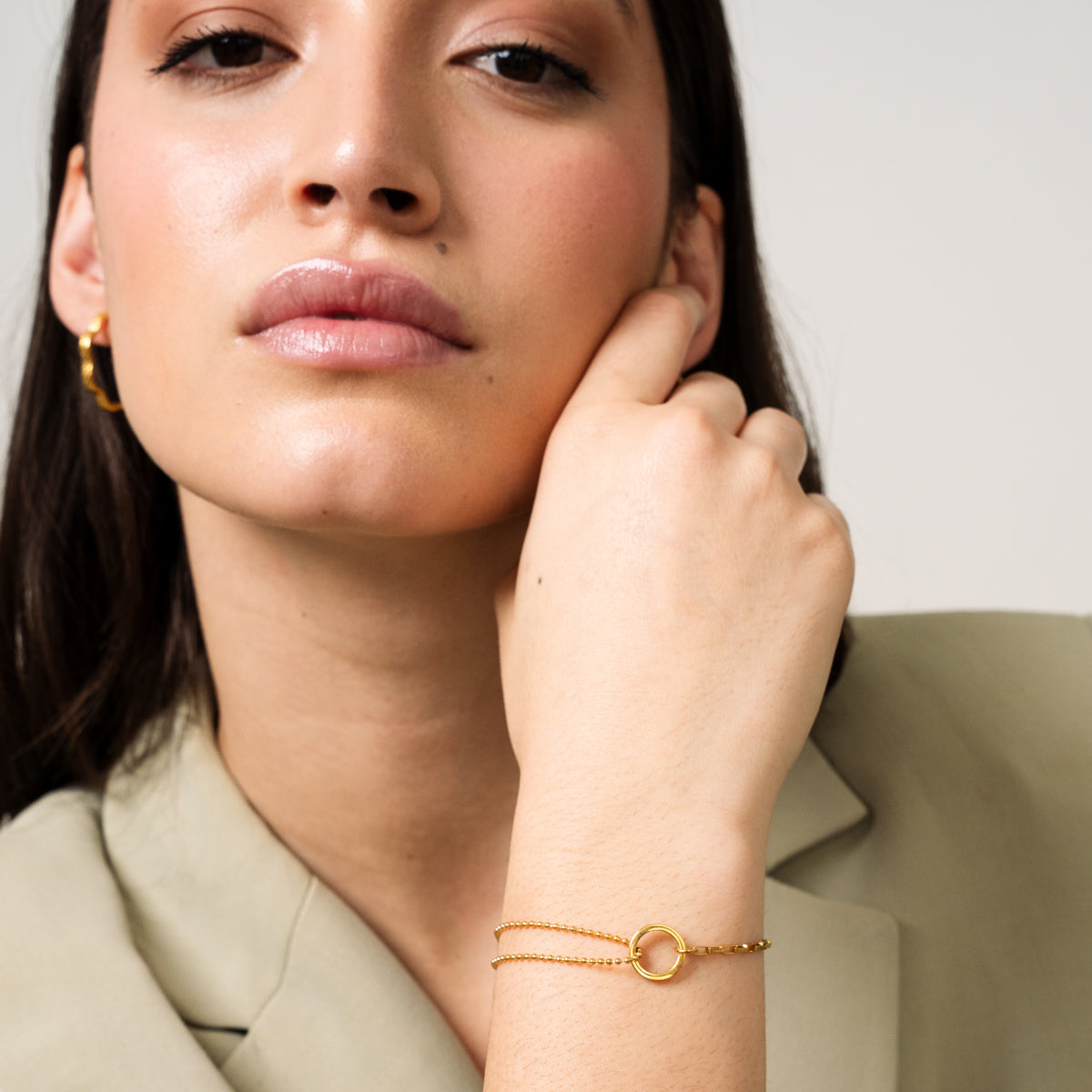 Pulsera de tenis de oro en caja