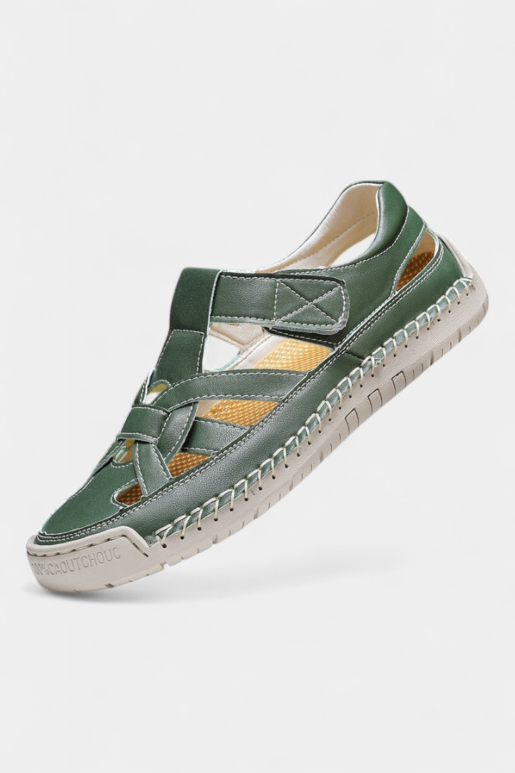 Sandalias ergonómicas de piel sintética con corte lateral Kaia