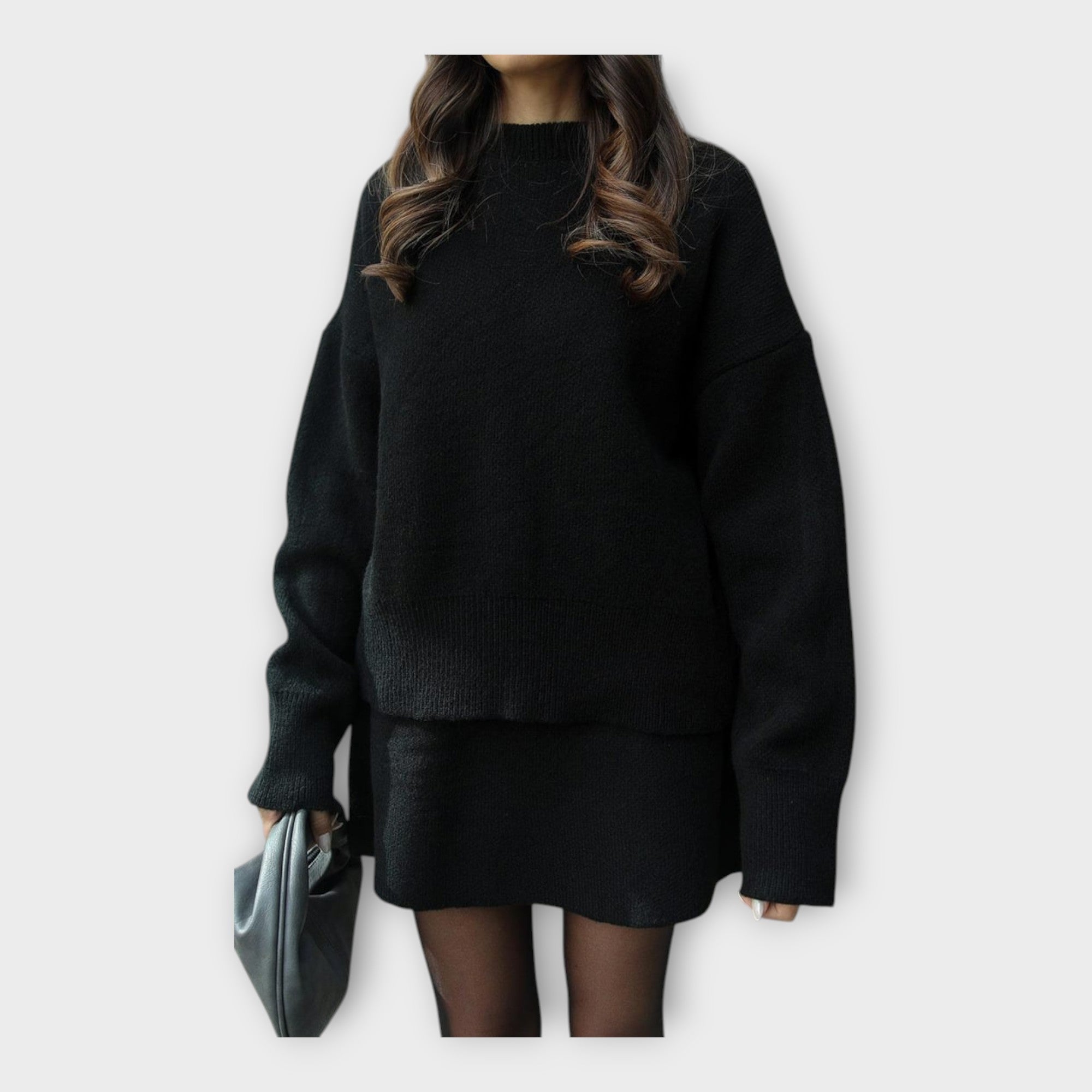 Conjunto de Blusa y Falda de Punto con Línea Moderna