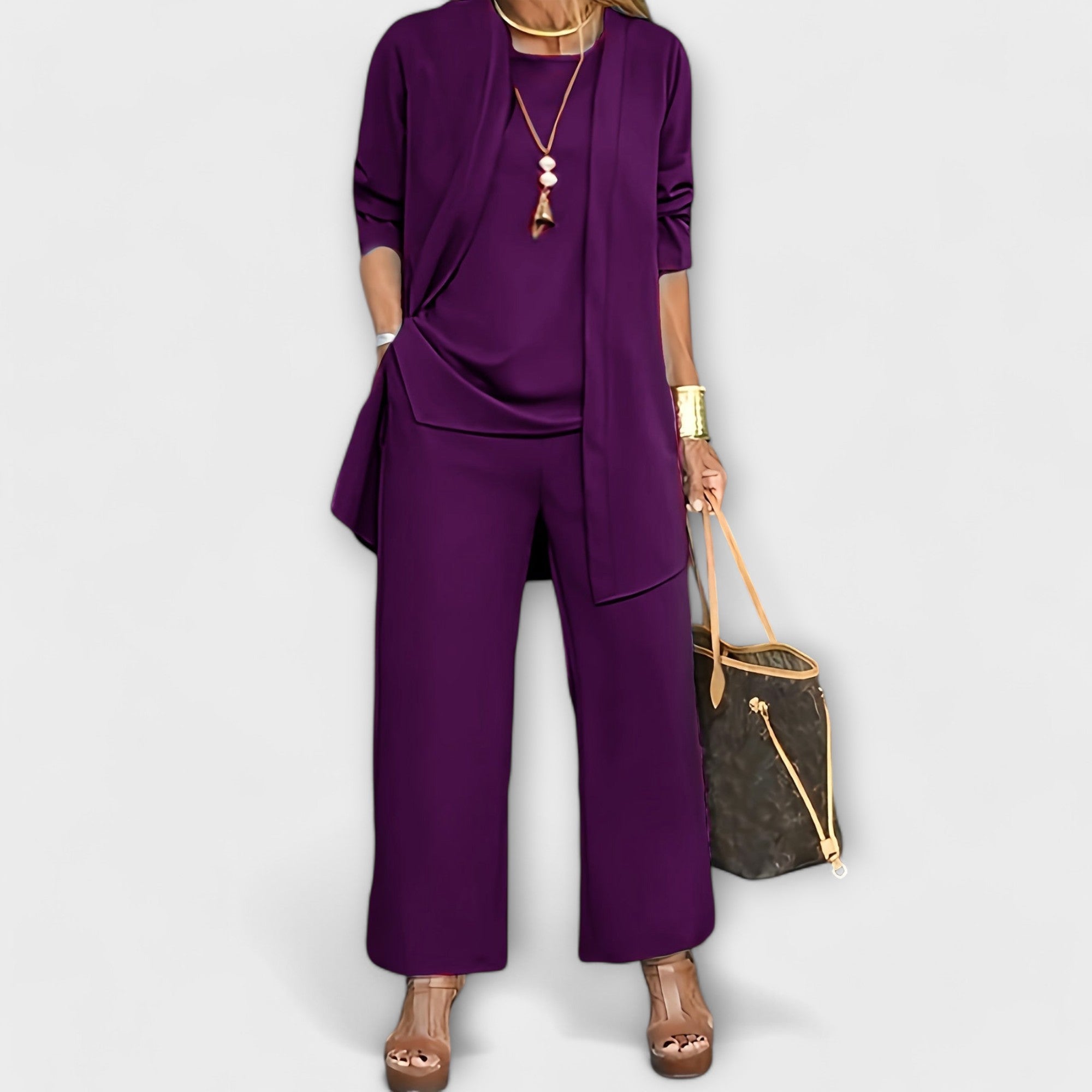 Cómodo juego triple