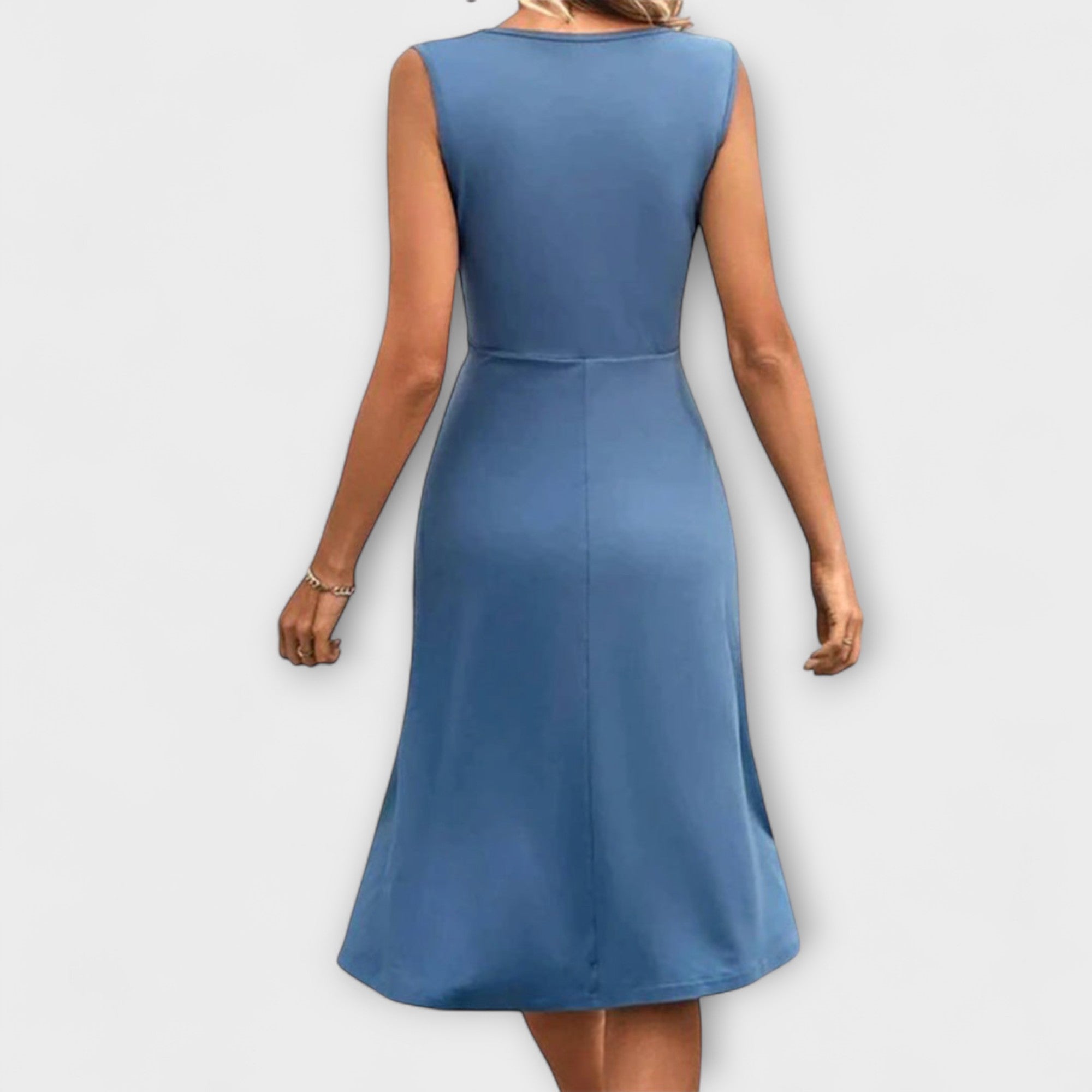 Rina — Vestido de verano con cintura recortada