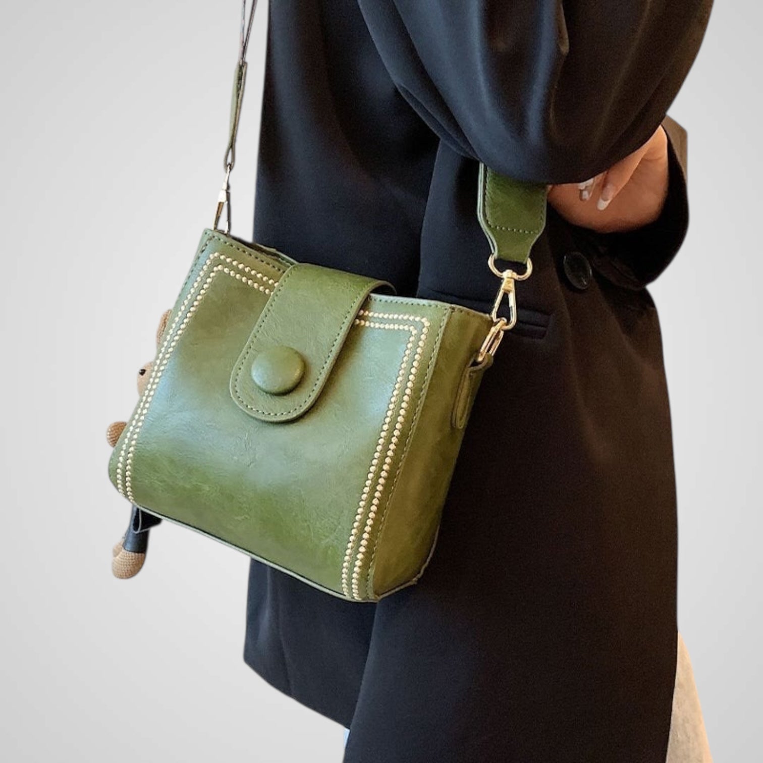 Bolsa retro para orina con correa ancha ajustable para el hombro