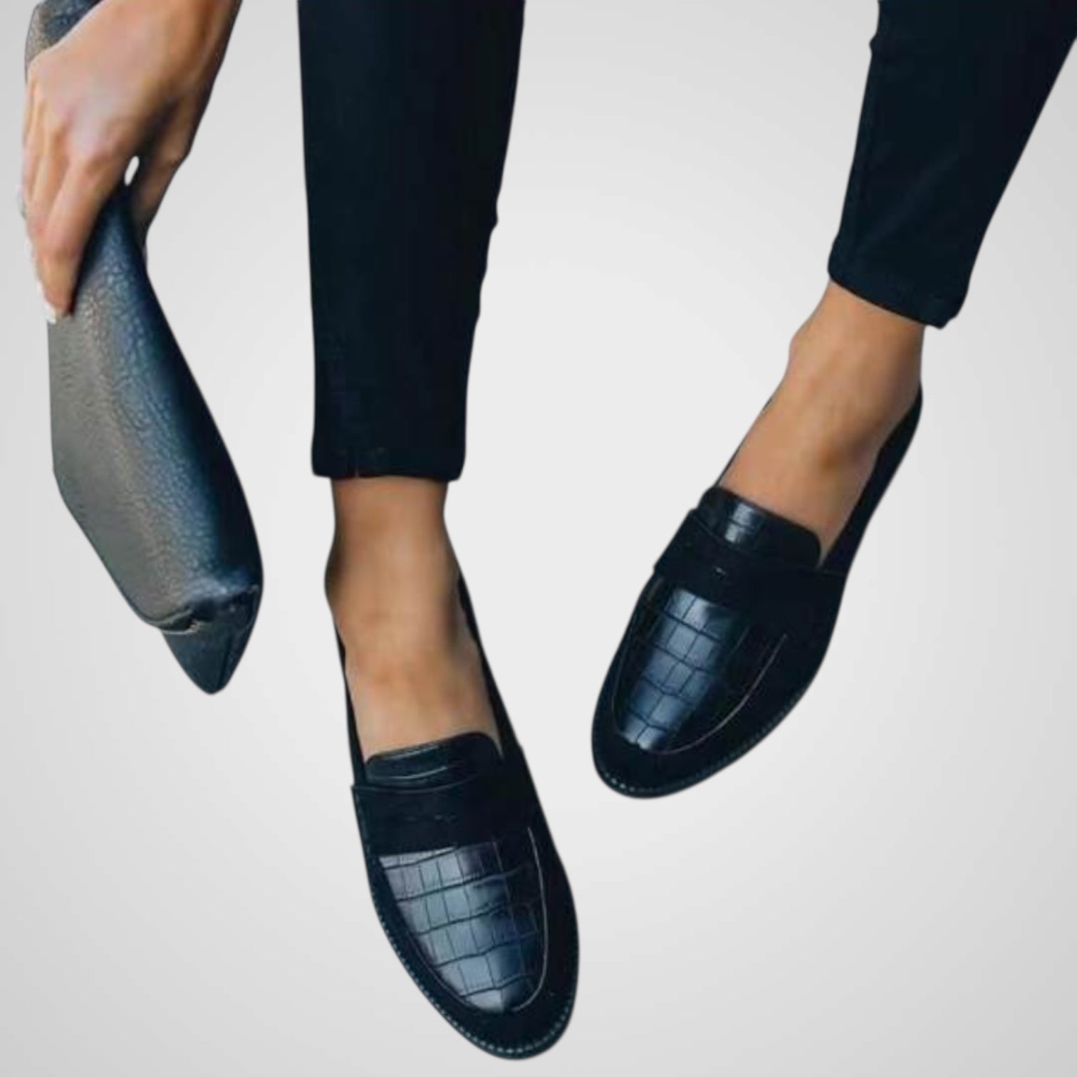 Ravi | Mocasines de piel de lujo para mujer: diseño atemporal, comodidad para todo tipo de clima