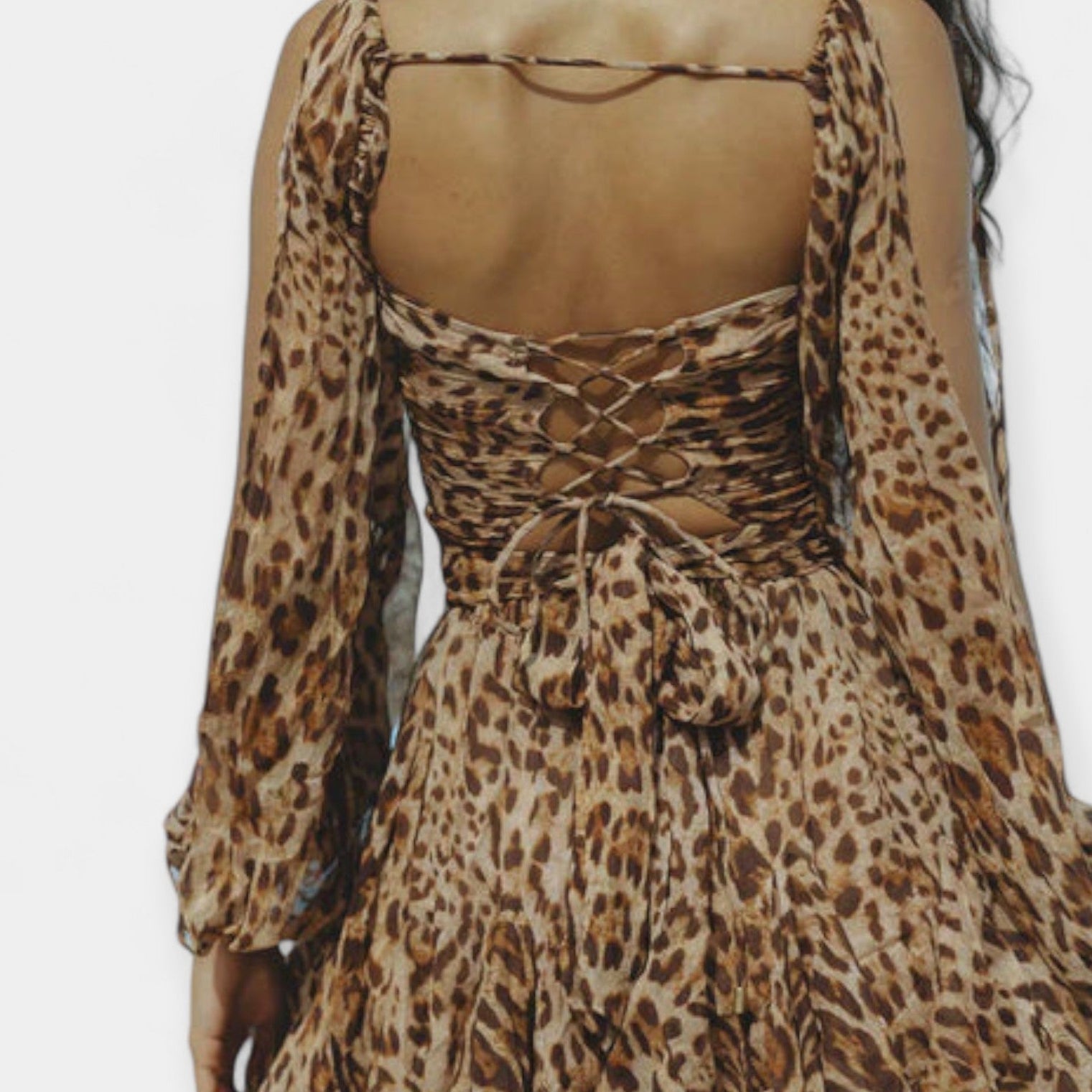 Vestido romántico de manga corta