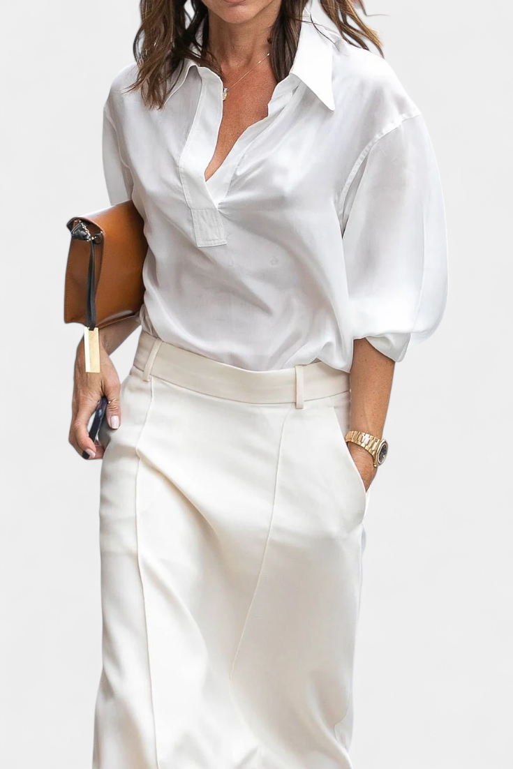 Falda Ada H-Line monocromática con estilo urbano moderno