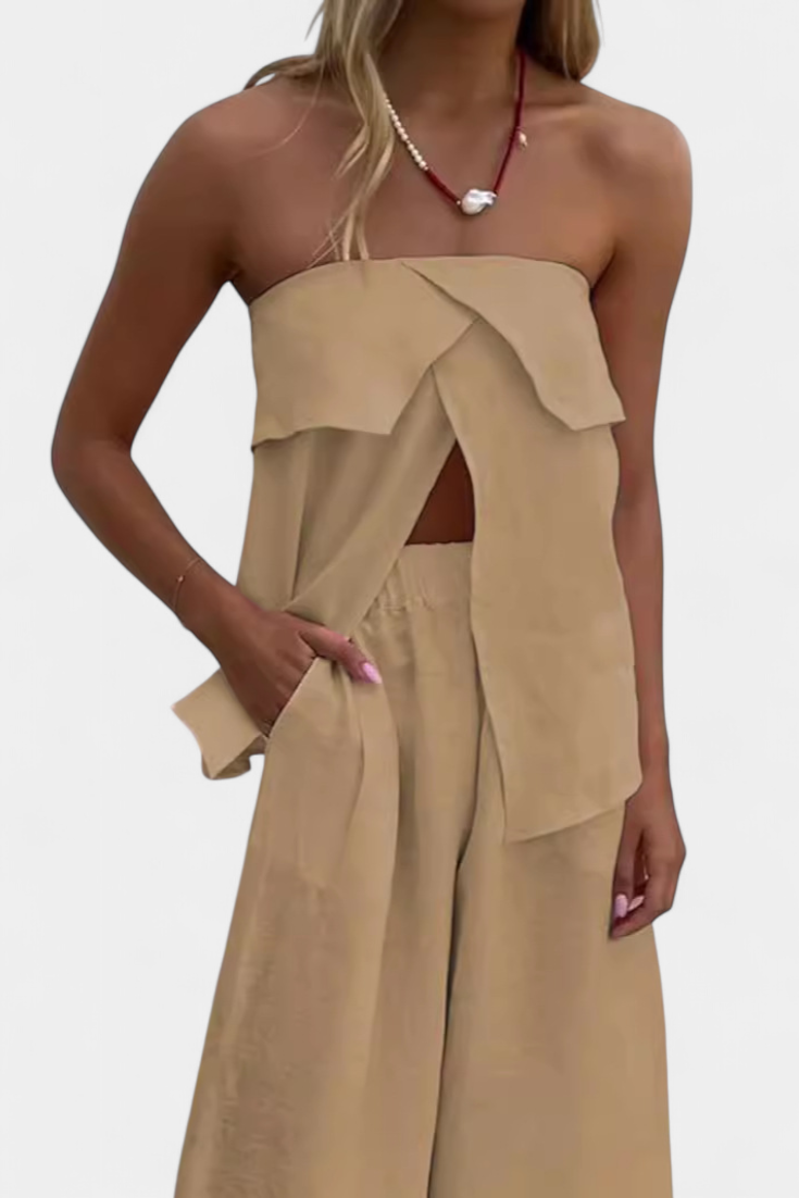 Conjunto Oriana sin tirantes con falda fruncida en estampado monocromático