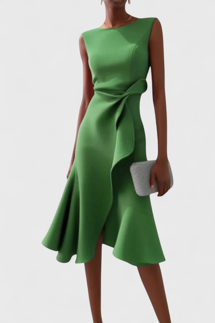 Vestido midi asimétrico Claudia con elegantes pliegues